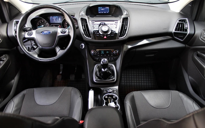 Ford Kuga cena 53900 przebieg: 235000, rok produkcji 2015 z Kobylin małe 277